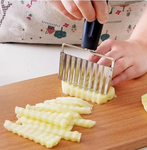 Wavy Edged Stainless Steel Vegetable Slicer Potato Cutter